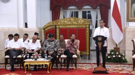 Terkait masalah penanganan banjir, Presiden Joko Widodo mengunstruksikan Kementerian Kesehatan untuk turun ke lapangan menangani kesehatan warga korban banjir