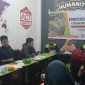 Aksi Cepat Tanggap (ACT) Sumsel turut berpartisipasi meringankan beban para korban dengan mengerahkan sepuluh relawan untuk membantu proses evakuasi, dan pelayanan kesehatan, serta mengirimkan sejumlah bantuan logistik seperti Paket Sembako, Kasur Lipat, Susu Formula untuk Bayi, Obat-obatan dan Perlengkapan Sekolah untuk anak-anak.