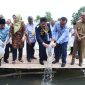 Gubernur Sumatera Selatan (Sumsel) H Herman Deru mendampingi Menteri Kelautan & Perikanan (KKP) RI, DR H Edhy Prabowo SE MM MSi menghadiri peringatan Hari Peduli Perikanan Perairan Darat dan Peresmian Gedung The Southeast Asian Fisheries Develoment Center (SEAFDEC) dan Balai Riset Perikanan Perairan Umum dan Penyuluhan Perikanan (BRPPUPP) Palembang Tahun 2020.