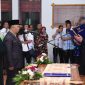 Gubernur Sumsel H Herman Deru melantik sekaligus mengambil sumpah jabatan Kepala Perwakilan BKKBN Provinsi Sumsel, Novian Andusti, di Griya Agung, Rabu (29/1/2020)