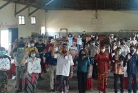 Anak remaja sangat antusias mengikuti sosialisasi Pembangunan Keluarga pada masa pandemi COVID-19 bersama mitra kerja, bertempat di Desa Tista, Kecamatan Busungbiu, Kabupaten Buleleng, Sabtu (21/11/2020)