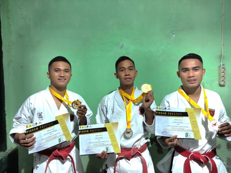 Ikuti kejuaraan nasional (Kejurnas) Karate antar Mahasiswa dan TNI-POLRI Universitas Negeri Jakarta (UNJ) Cup Virtual 2020, tim perwakilan Kodam XIV/Hasanuddin jadi juara umum ke 2 dengan hasil 1 Medali Emas dan 2 Medali Perak.