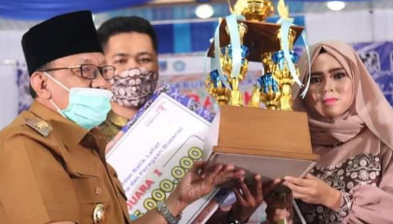 Wabup Haryanto Hadiri Festival Batik Khas Lahat