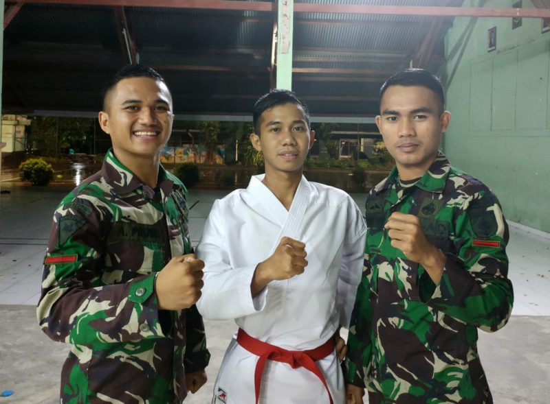 Prajurit Batalyon Infanteri (Yonif) 725/Woroagi berhasil menyabet medali emas pada kejuaraan karate yang dilaksanakan 4-5 Desember lalu.