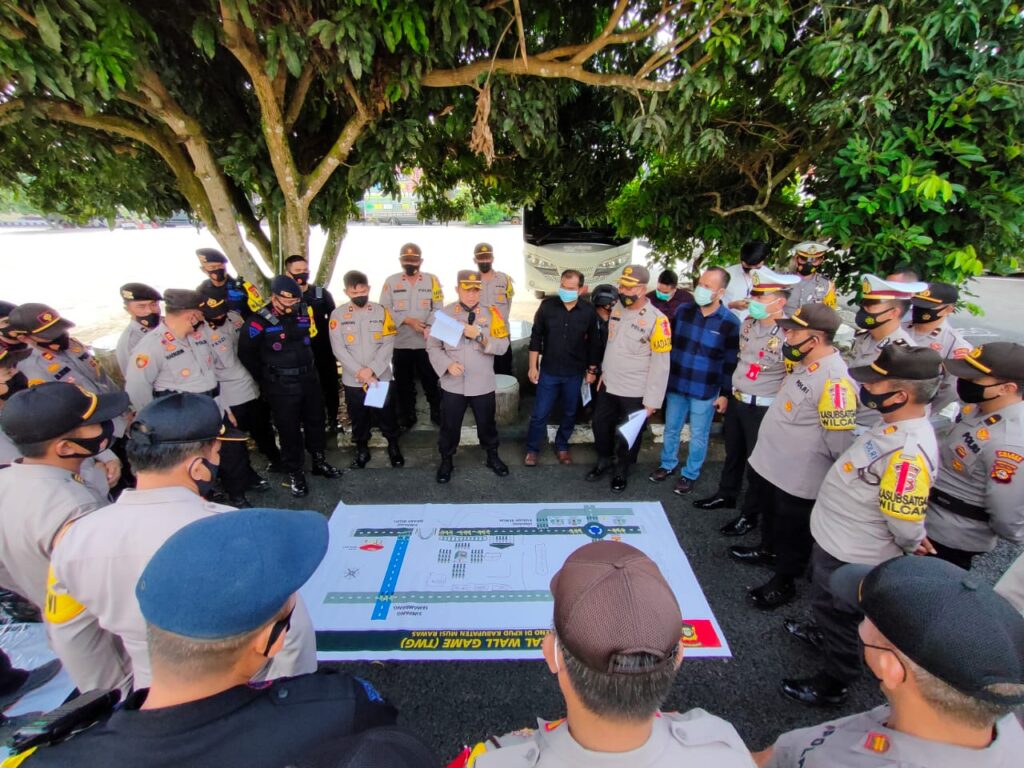 Suasana Tactical Wall Game