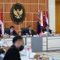 Delegasi Pemerintah Indonesia dipimpin Menkopolhukam beserta negara-negara sahabat dalam Kerjasama Sub-Regional, membahas secara mendalam aspek-aspek yang mendapat perhatian bersama, guna mengatasi ancaman jaringan terorisme.