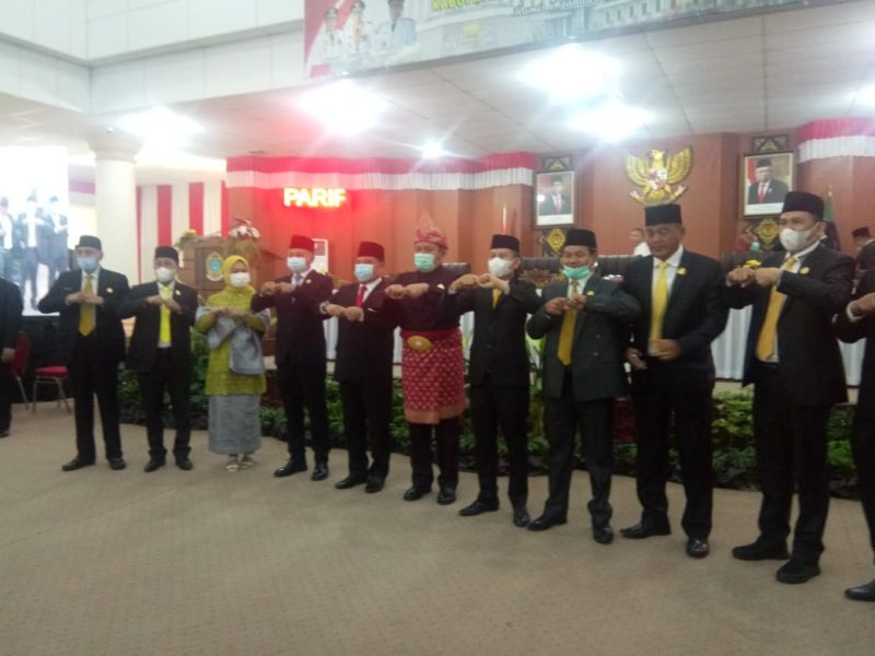 Gubernur Sumsel Herman Deru menghadiri Rapat Paripurna dalam rangka HUT Ogan Ilir ke 17, Kamis (7/1/2021) 