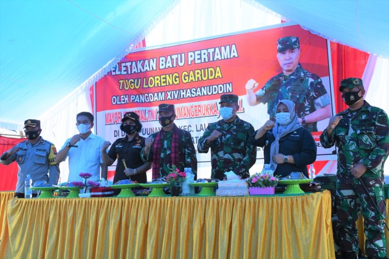 Acara Peletakan batu pertama Tugu Loreng Garuda