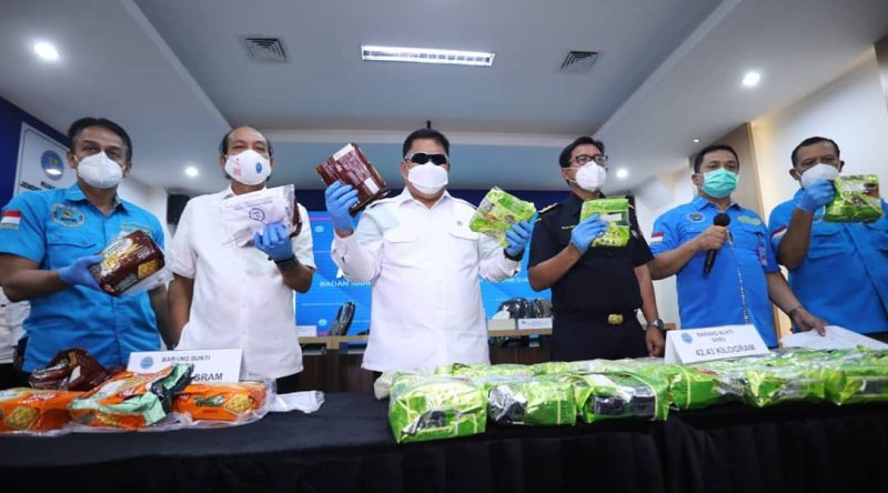 BNN Sita 53,05 Kilogram Sabu dari Sindikat Jaringan Narkoba Internasional (Malaysia - Sulawesi Tengah dan Jaringan Bagan Siapi-api - Jakarta)