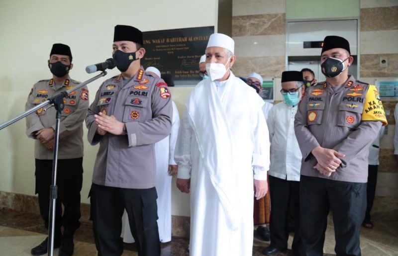 Setelah berkunjung ke Nahdlatul Ulama dan Muhammadiyah, Kapolri dan jajarannya mengunjungi Rabithah Alawiyah.