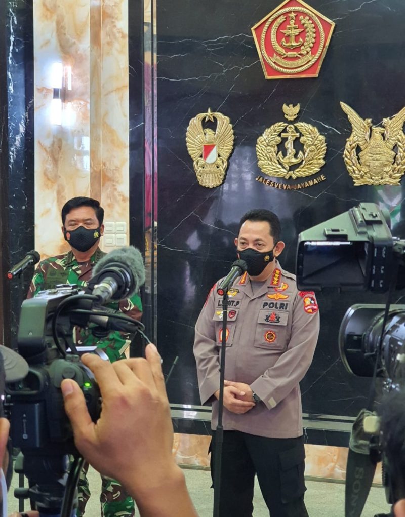KAPOLRI Jenderal Listyo Sigit Prabowo bersilaturahmi dengan Panglima TNI Marsekal Hadi Tjahjanto pada hari ini, Minggu, 31 Januari 2021.