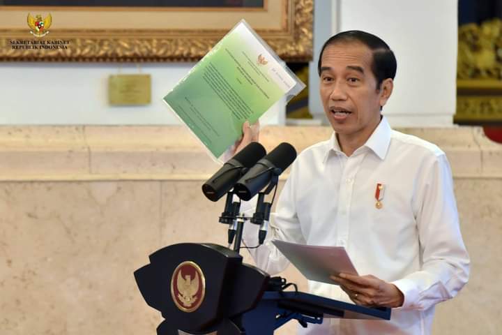 Presiden Republik Indonesia Joko Widodo Serahkan 2.929 SK Perhutanan Sosial