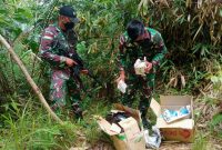 Satgas Pamtas Yonif 642/KapuasAmankan Berbagai Obat Ilegal Asal Malaysia