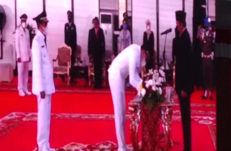 Panca-Ardani Resmi Dilantik sebagai Bupati dan Wabup OI