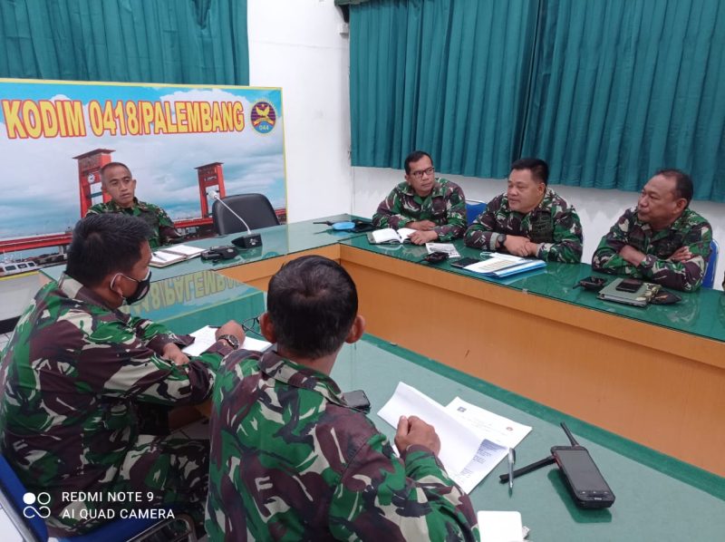 Dandim 0418 Bersama Jajaran Personel Lakukan Rapat Evaluasi TMMD 110