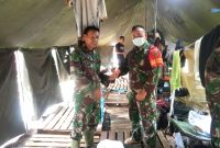 Upaya Jaga Imunitas Tubuh, Dandim Bagikan Multivitamin kepada Satgas TMMD 110