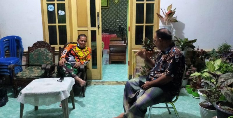 Komandan SSK Satgas TMMD Lakukan Komsol dengan Tokoh Masyarakat