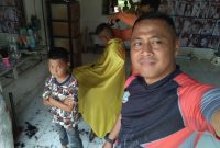 Anak Anak Sungai Jawi Pangkas Rambut Ala Tentara