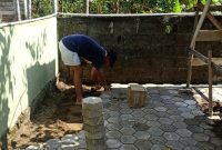 Pemasangan Paving Blok Masjid Nurul Iman Akan Rampung