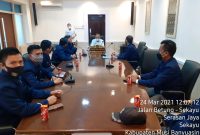 JELANG pengukuhan, Pengurus Daerah Ikatan Wartawan Online Musi Banyuasin (PD IWO Muba) temui Sekretaris Daerah Drs H Apriyadi MSi, bertempat di ruang rapat Sekretaris Daerah, Rabu (24/3/2021).