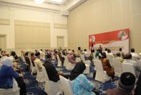 Sebanyak 2.282 Purnawirawan Polri atau pensiunan polisi lintas angkatan mengikuti vaksinasi Covid-19 atau virus corona yang digelar Mabes Polri di Gedung Tribrata, Jakarta Selatan, Senin (8/3/2021).