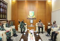 Perkuat Sinergi dalam Penegakan Disiplin Personel TNI-Polri, Kadiv Propam Polri Sambangi Danpuspom AD