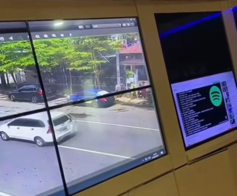 Bom Bunuh Diri di Samping Gereja Katedral Makasar: Potongan Tubuh, Mobil dan Motor Jadi Korban