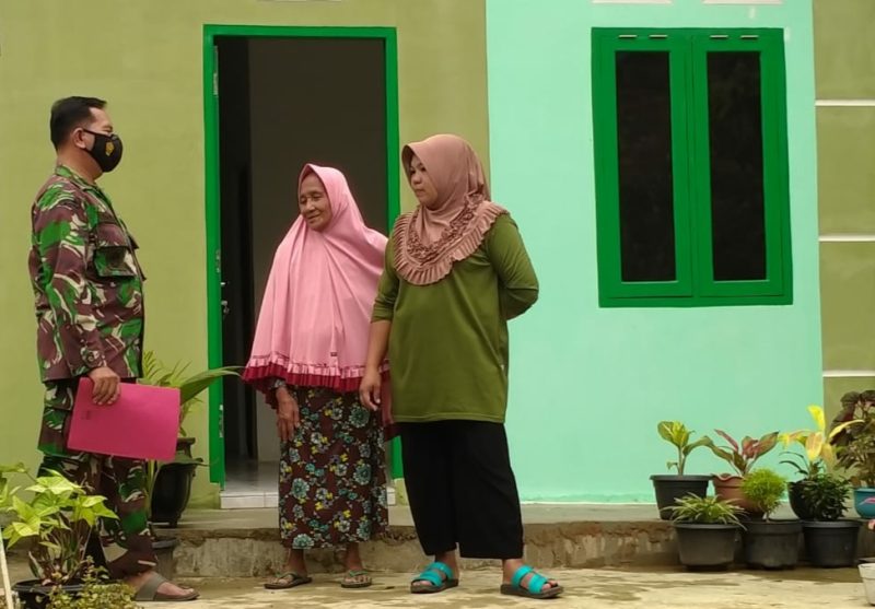 Personel Kodim Palembang Beri Ucapan Selamat untuk Kalena