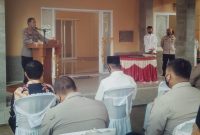 Kapolda Sumsel Irjen Pol Prof Dr Eko Indra Heri S MM didampingi PJU Polda Sumsel Kapolrestabes Palembang Kombes Pol Irvan Prawira meresmikan musholla Nurul Jannah Aspol Madang Palembang, Jumat (17/4/2021). 