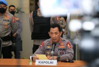 KAPOLRI Jenderal Listyo Sigit Prabowo menyampaikan, pelaku teror yang melakukan penyerangan di Mabes Polri merupakan seorang wanita berinisial ZA.