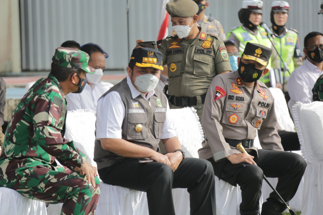 Antisipasi Gangguan Keamanan Jelang Idul Fitri, Herman Deru Pimpin Apel Gabungan Ketupat Musi