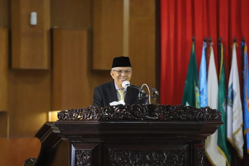 Wakil Gubernur Sumsel H Mawardi Yahya menyampaikan penjelasan terhadap 9 Rancangan Peraturan Daerah, Pada Rapat Paripurna XXX (30) Dewan Perwakilan Rakyat Daerah (DPRD) Provinsi Sumsel.