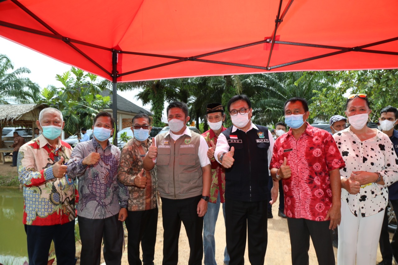Pekan Daerah Kontak Tani Nelayan Andalan (PEDA KTNA) akan digelar pada bulan Juli mendatang. Dimana Kabupaten Muara Enim ditunjuk menjadi tuan rumah dalam ajang yang bertujuan untuk meningkatkan kesejahteraan petani dan nelayan melalui peningkatan kuantitas Dan kualitas produk pangan lokal tersebut.