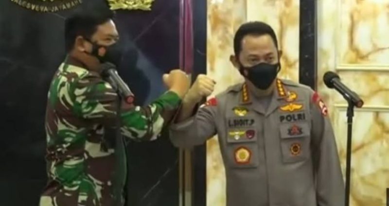 Panglima TNI Marsekal Hadi Tjahjanto dan Kapolri Jenderal Polisi Listyo Sigit Prabowo