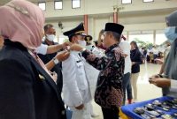 155 Pejabat di lingkungan Pemerintah Kabupaten Ogan Ilir (Pemkab OI) dilantik di gedung pendopoan Rumah Dinas Bupati Komplek Perkantoran Terpadu, Tanjung Senai Indralaya, Rabu sore, (155 Pejabat di lingkungan Pemerintah Kabupaten Ogan Ilir (Pemkab OI) dilantik di gedung pendopoan Rumah Dinas Bupati Komplek Perkantoran Terpadu, Tanjung Senai Indralaya, Rabu sore, (16/6/2021). 