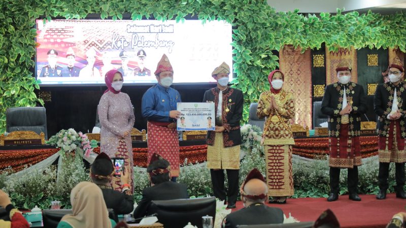 Dirgahayu Palembang ke 1338, Herman Deru Hadiahi Bangub Rp123 Miliar