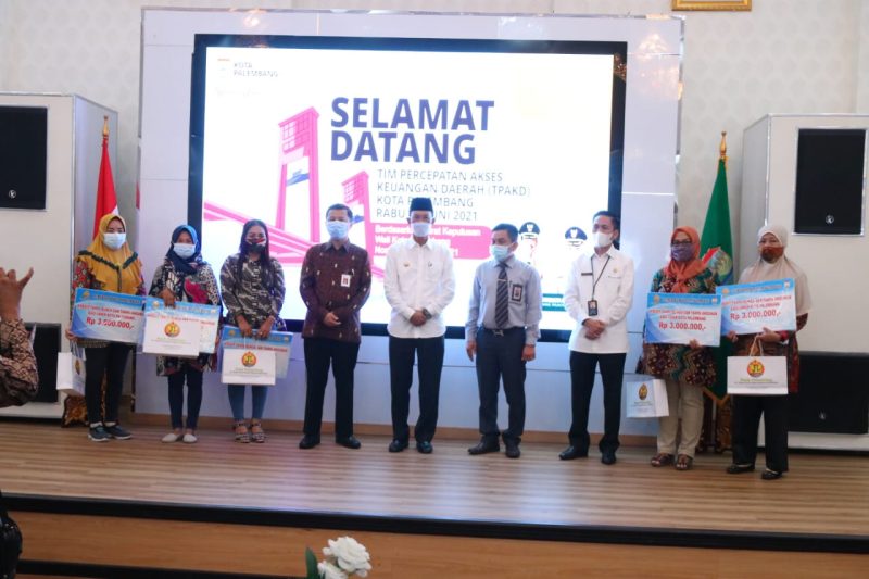 Walikota Palembang H Harnojoyo membentuk Tim Percepatan Akses Keuangan Daerah (TPAKD) dengan menunjuk Sekretaris Daerah (Sekda) kota Palembang, Drs Ratu Dewa sebagai ketuanya.