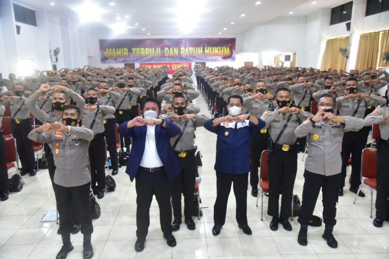 Herman Deru Titip Pesan untuk 262 Siswa Diktuk Bintara Polri SPN Polda Sumsel Jaga Citra Polri Sekuat Tenaga