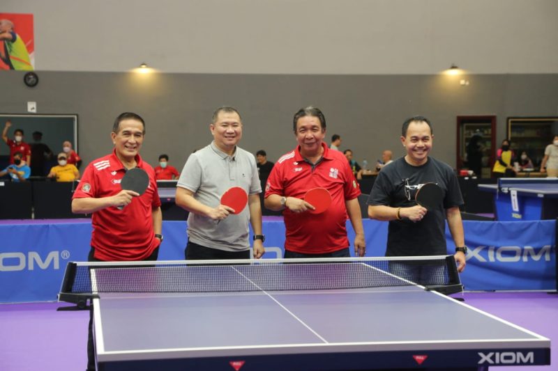 Kejuaraan Daerah (Kejurda) Tenis Meja Gubernur Cup secara resmi ditutup oleh Pelaksana Harian (Plh) Sekda Provinsi Sumsel, Ahmad Najib, bertampat di Pistop Xiom Table Tenis, Bukit Sangkal Kecamatan Kalidoni Palembang, Minggu (6/6). 