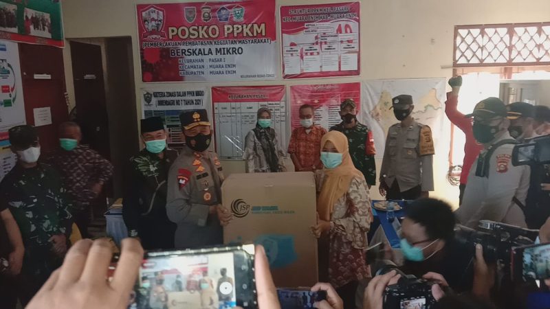Kapolda Sumsel Irjen PolProf Dr Eko Indra Heri S MM saat kunjungan kerja ke Muara Enim, Jumat (4/6)