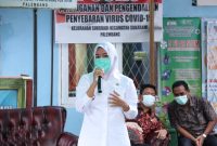 Wakil Wali Kota Palembang, Fitrianti Agustinda saat kunjungan kerja ke Kelurahan Sukodadi, Kecamatan Sukarami