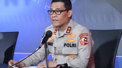 Panglima TNI dan Kapolri Tinjau Vaksinasi di Madiun dan Bangkalan