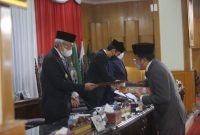 Wagub Mawardi Dengarkan Pendapat Akhir Fraksi-Fraksi Terkait Raperda Pertanggungjawaban APBD 2020