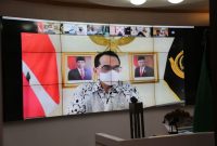Gubernur Sumsel H Herman Deru bersama Menteri Perhubungan (Menhub) RI, Budi Karya Sumadi menggelar rapat lanjutan terkait koordinasi dua pembangunan diantaranya Pelabuhan New Palembang di Tanjung Carat dan Pelabuhan New Ambon secara virtual bertempat di Command Center Kantor Gubernur Sumsel, Senin (5/7/2021).
