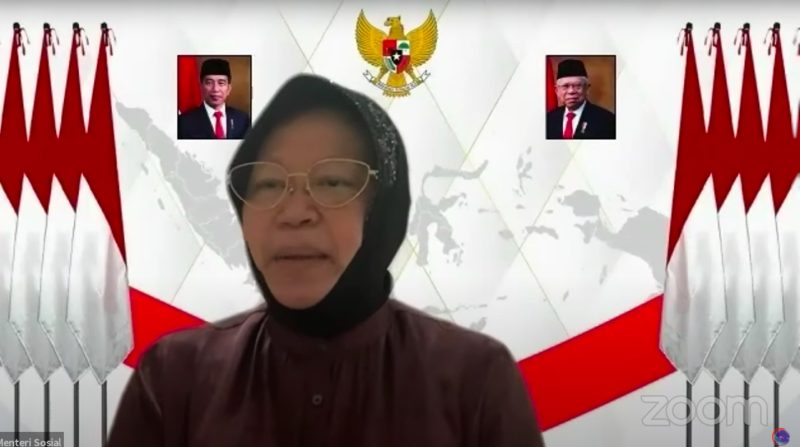 Mensos Tri Rismaharini pada Keterangan Pers Bersama mengenai Evaluasi Pelaksanaan PPKM Darurat, Sabtu (17/07)
