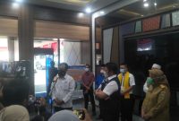 DirIntelkam Polda Sumsel Kombes Pol Ratno Kuncoro SIK MSi memberikan keterangan terkait status dana hibah untuk Penanggulangan COVID-19 sebesar Rp2 Triliun di depan awak media di Kantor Gubernur Sumsel, Senin 2 Agustus 2021