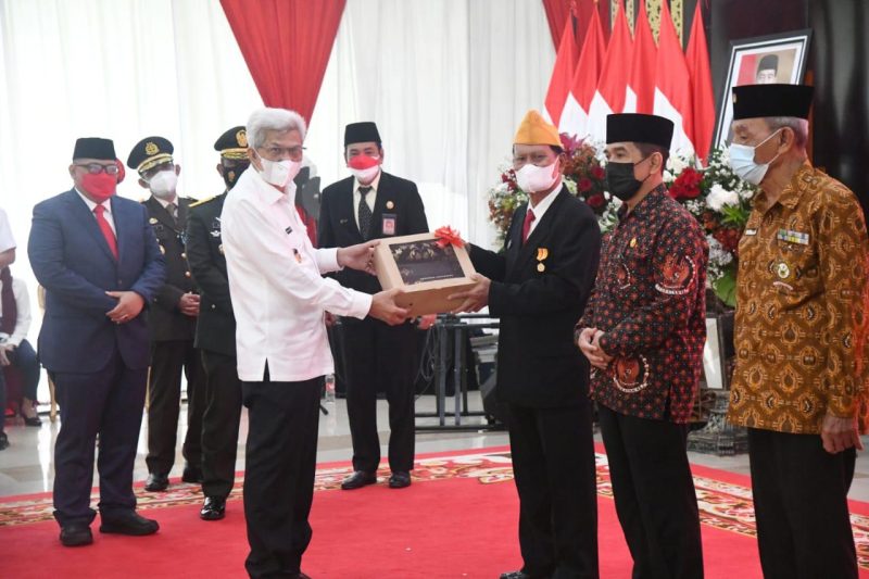 Wagub Hadiri Resepsi Kenegaraan dan Ramah Tamah HUT Kemerdekaan RI Ke 76