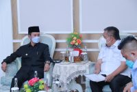 Ketua Komite Olahraga Nasional Indonesia (KONI) Palembang, Anton Nurdin melakukan koordinasi dengan Walikota Palembang, H Harnojoyo terkait persiapan pemberangkatan atlet dan official menjelang pekan olahraga provinsi (Porprov) XIII 2021 di OKU Selatan.