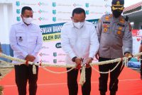 Bupati Dodi Reza Alex Noerdin Lic Econ MBA membagikan oksigen Konsentrator dan meresmikan Bank darah di RSUD Sungai Lilin.