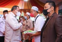 Bupati Musi Banyuasi Dodi Reza Alex Noerdin (DRA) Salurkan Bantuan Beras untuk Warga Muba di Palembang